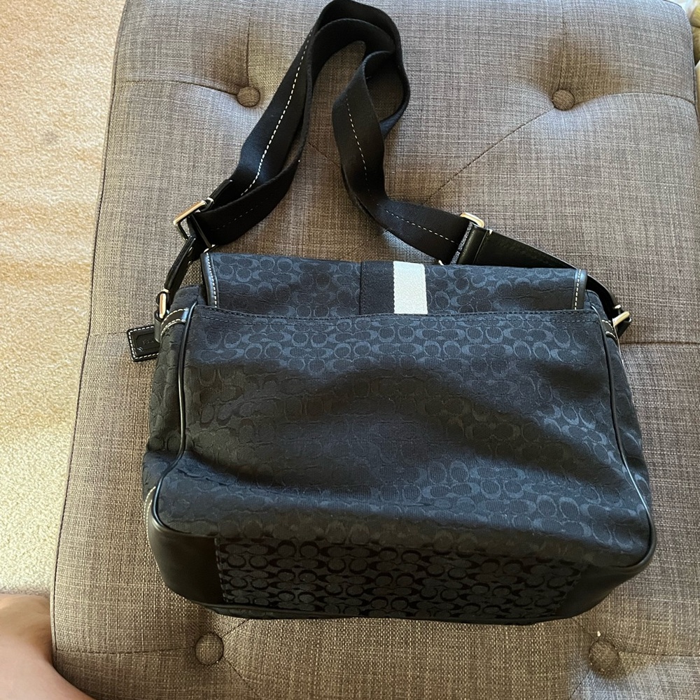 Coach Bag - Picture 3 of 5
